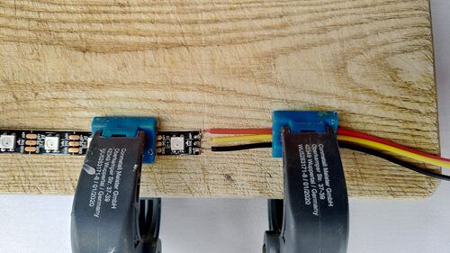 Anlöten der Kabel an den LED-Streifen